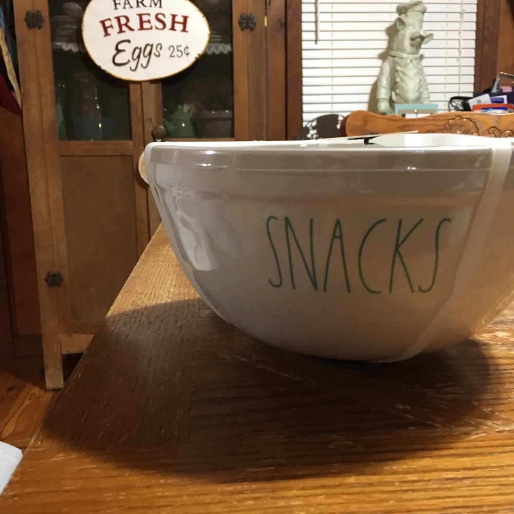 Rae Dunn bowl set